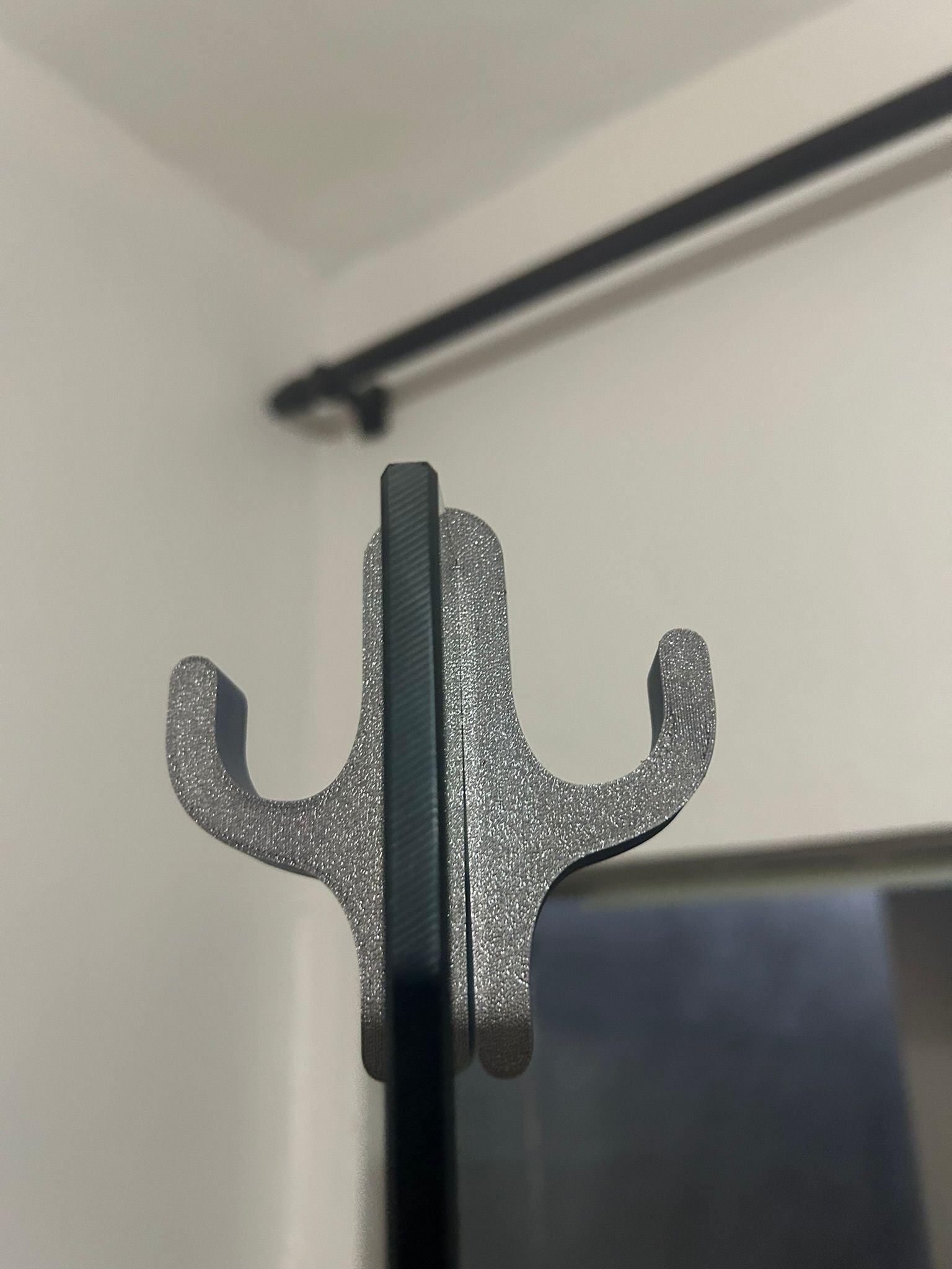 Suporte para Box de Banheiro Cactus Cinza Acetinado Brilhante – Moderno e Funcional